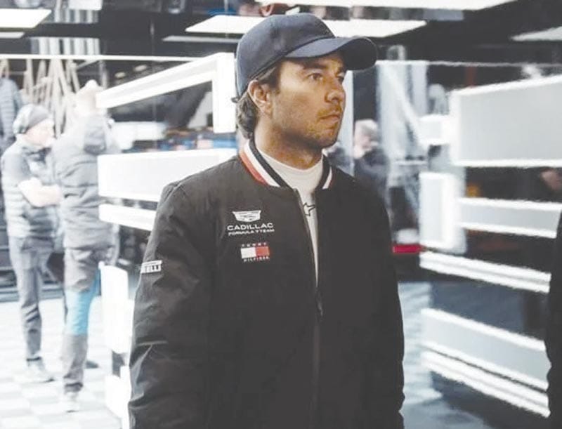 ¡CHECO ESTRENA SU CADILLAC EN SAKHIR!
