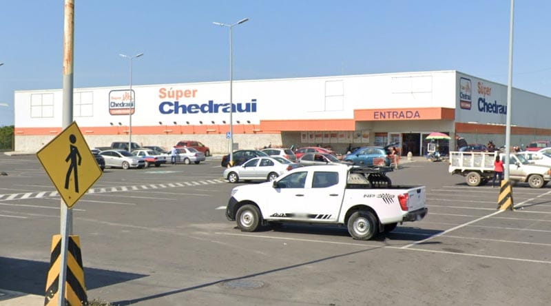 ¡PISTOLEROS ROBAN CASI 15 MIL PESOS DE SÚPER CHEDRAUI EN J.B. LOBOS!