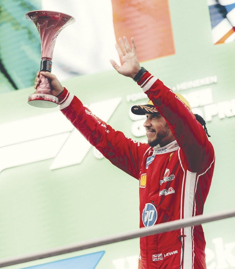 ¡POR FIN! LEWIS HAMILTON VUELVE A SUBIRSE A UN PODIO DE F1