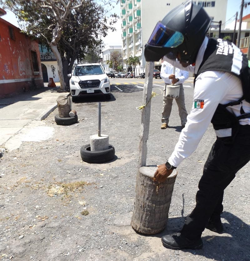 ¡PROHÍBEN A FRANELEROS APARTAR LUGARES EN ZONAS TURÍSTICAS DEL PUERTO!