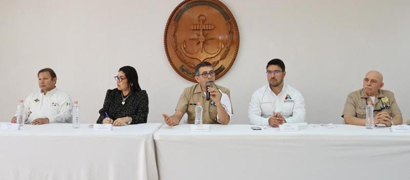 ¡LE ECHAN MONTÓN A LAS PLAYAS! - *En la contingencia de hidrocarburos en la franja costera  veracruzana