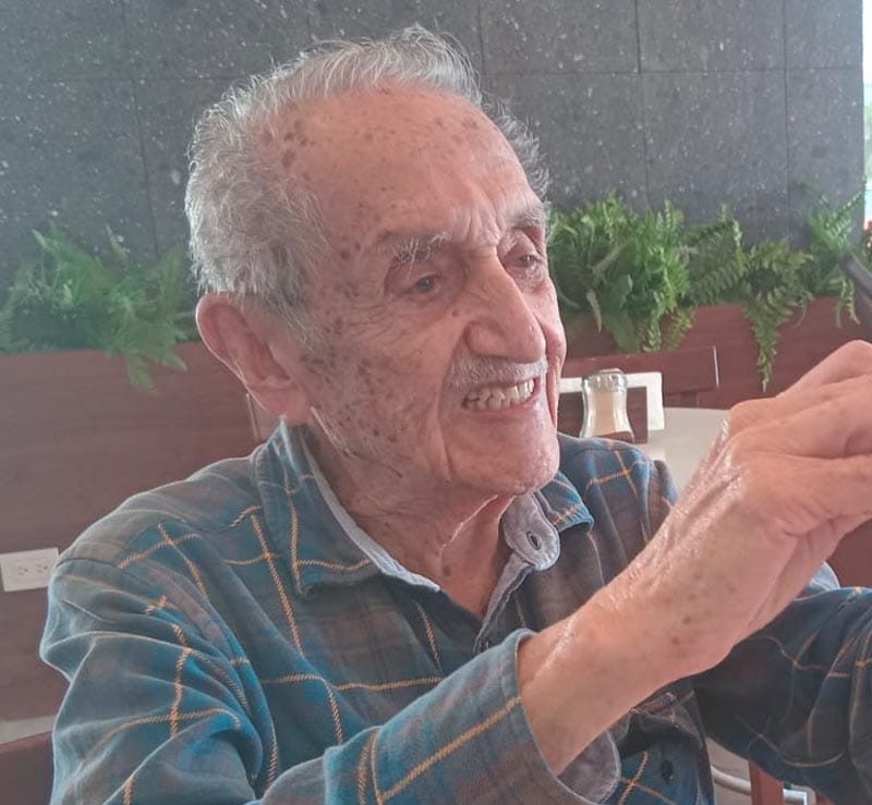 ¡MUERE DON PACO HERNÁNDEZ! - *De los últimos linotipistas