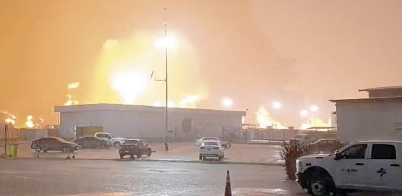 ¡INCENDIO EN DOS BOCAS! - CINCO MUERTOS