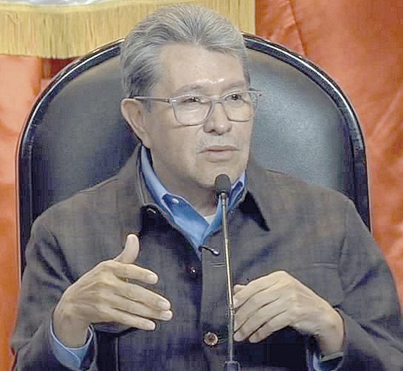 ¡AFIRMA MONREAL QUE SHEINBAUM GOBIERNA BAJO 'AMENAZA EXTERNA'!