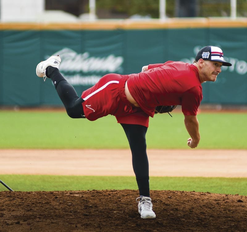 ¡PITCHEO EN EL ÁGUILA!