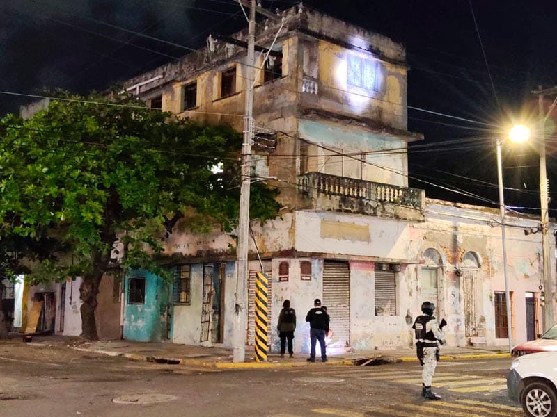 ¡EJECUTAN DESALOJO EN EDIFICIO DEL CENTRO HISTÓRICO!