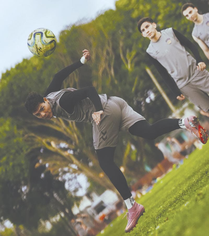 ¡EL “MONSTRUO MORADO” PRUEBA VARIANTES EN SU ALINEACIÓN PARA MAÑANA!