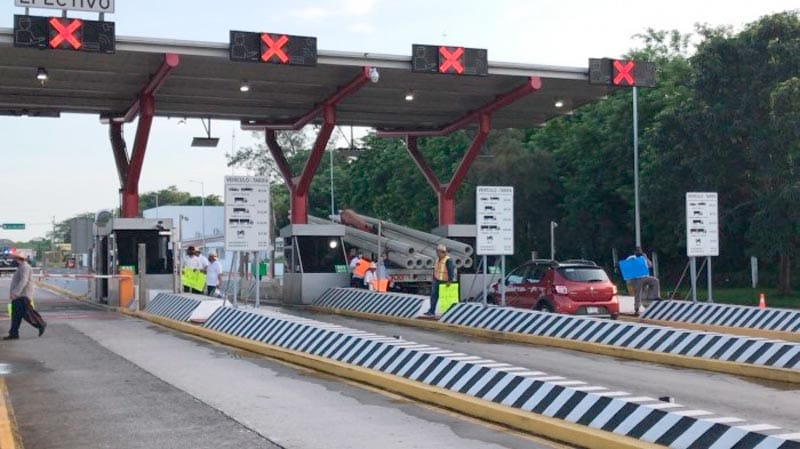 ¡LE PEDÍAN PAPELES DE TODO!