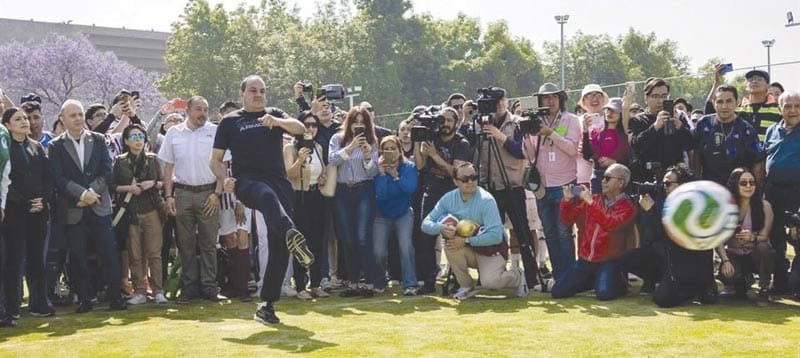 ¡CUAUHTÉMOC BLANCO CONTRA LEYENDAS DE BRASIL!