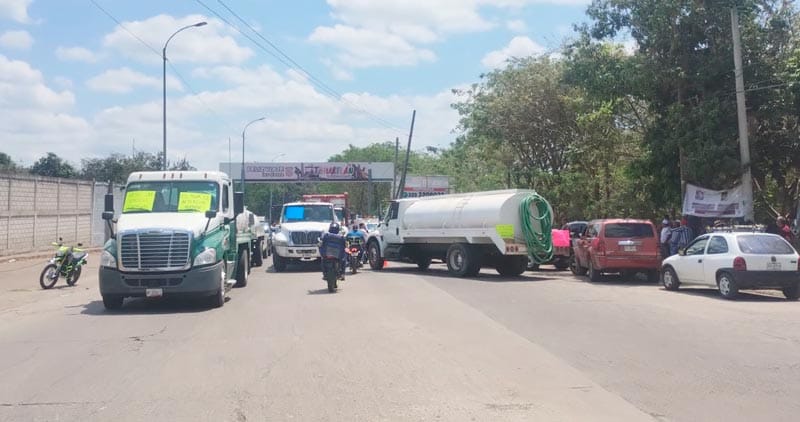 ¡CIERRAN POZA RICA! - LOS PIPEROS
