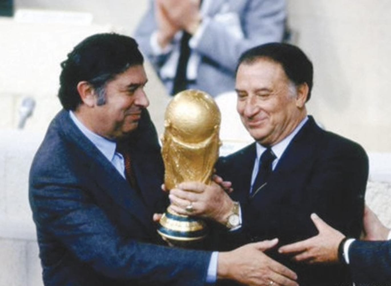 ¡MURIÓ RAFAEL DEL CASTILLO, EX PRESIDENTE DE LA FEMEXFUT!