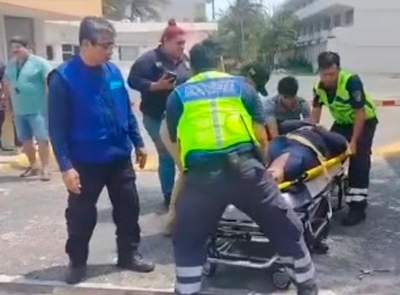 ¡REJA METÁLICA GOLPEA A VIGILANTE EN LA FACULTAD DE INGENIERÍA DE LA UV!