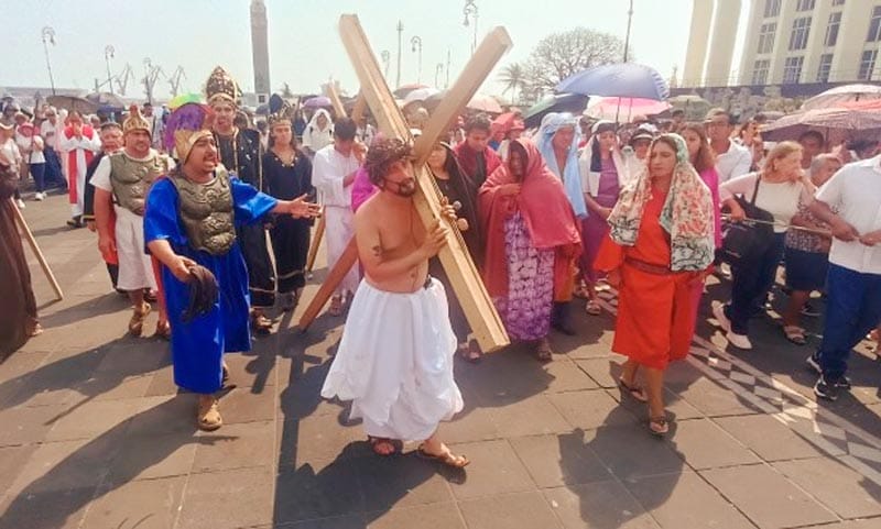¡HABRÁ VIA CRUCIS!