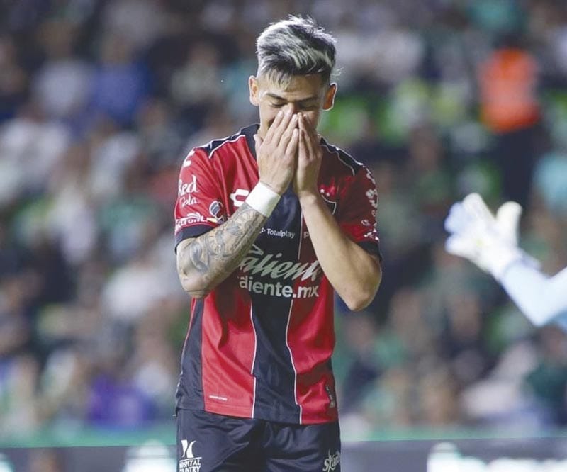 ¡ATLAS ES DEVORADO POR LEÓN!