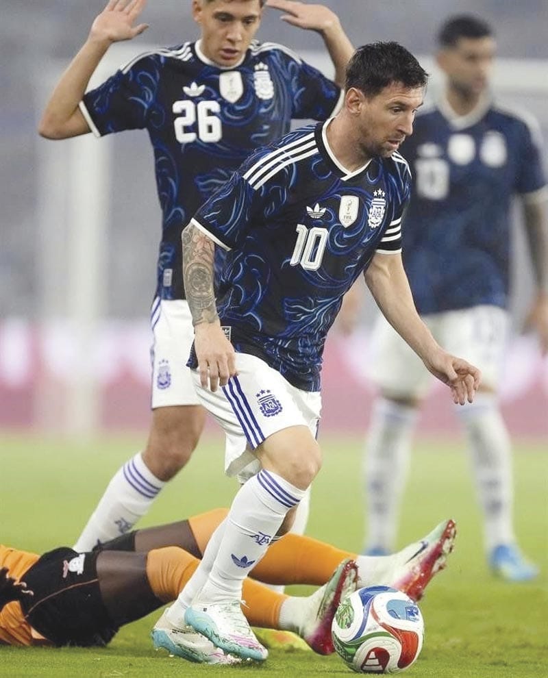 ¡ARMA ARGENTINA Y MESSI FIESTA EN LA BOMBONERA!