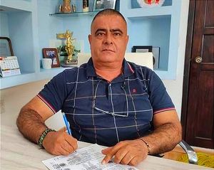 ¡SUELTAN AL ALCALDE DE NAUTLA Y SU SECRETARIO!