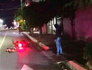 ¡MOTOCICLISTA LA EMBISTE Y MATA! LETICIA LABORABA EN UN PUESTO DE TACOS Y YA IBA PARA SU CASA