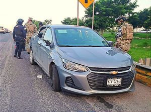 ¡CONDUCTOR MALA COPA, ATROPELLA, SE ESCAPA, Y DE PILÓN, CARAMBOLA!