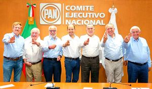 ¡VETERANOS DE LA VIEJA GUARDIA PANISTA ARROPAN A XÓCHITL! -Ex gobernadores identificados con las facciones más conservadoras