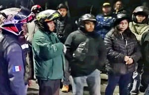 ¡MOTOCICLISTAS FURIOSOS AGREDEN A REPORTERO DE “HUATUSCO NOTICIAS”!