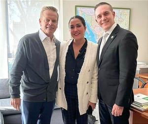 ¡ANILÚ SE FUE AL PVEM! -"EL DÍA DE HOY, DE FORMA CONVENCIDA Y CON GRAN SEGURIDAD, ME UNO COMO MILITANTE AL PVEM..."