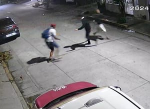 ¡“NINJA” ASALTA A PAREJA EN PUENTE MORENO!