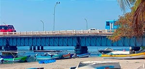 ¡“LA PLAYA” SE COME EL PUENTE! - *Azolvamiento del Río Jamapa, Está a Tope