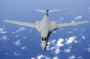 ¡EU LANZA ATAQUES EN IRAK Y SIRIA!