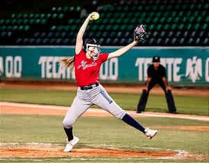 ¡TERCER TRIUNFO CONSECUTIVO DEL ÁGUILA EN EL SOFTBOL FEMENIL!