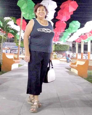 DE FESTEJÓ POR SU ONOMÁSTICO...