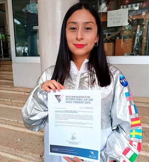 ¡ADRIANA QUIERE IR A LA NASA! - “Voy a estar Vendiendo lo Que Pueda, Haciendo Rifas para Juntar el Dinero”