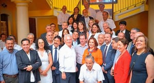 ¡LE PONEN LA MESA! - "Vamos a Hacerlo Hombro a Hombro"