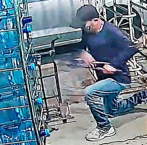 ¡ATACA EL RATERO SEDIENTO!  - EN TIENDA ABARROTES EN CONDOMINIOS DEL COYOL!