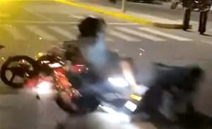 ¡10 HERIDOS EN 7 CHOQUES DE MOTOS! - *Y Eso Solamente en Ocho horas...