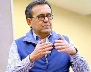 ¡AMLO NO QUERÍA FIRMAR EL T-MEC! - "Exagera 'Un Poquito' en que Trudeau le Debe Estar en el Tratado de Libre Comercio"