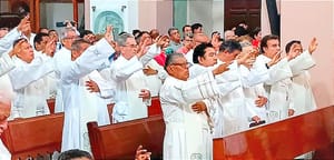 ¡TIENEN 130 SACERDOTES! - *Y Renuevan sus Promesas