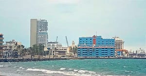 ¡LA TORRE FEA DESVIÓ EL NORTE! - *No Pasó de 70 kilómetros