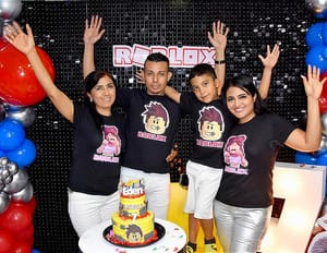 ¡EDÉN CUMPLE SIETE! - ¡DE FIESTA EN ROBLOX!