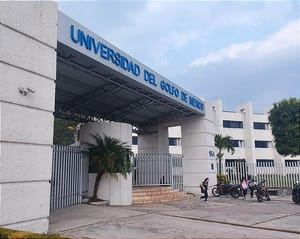 ¡ENCUENTRAN SUPUESTO FETO EN BAÑOS DE UNA UNIVERSIDAD DE ORIZABA!