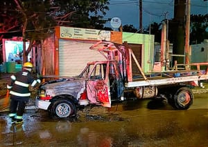 ¡SE LES QUEMÓ CAMINO AL TALLER! - SE PRENDIÓ EN J.B. LOBOS