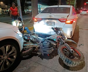 ¡HACE SÁNDWICH AL MOTOCICLISTA! - *DÍAZ MIRÓN Y XALAPA