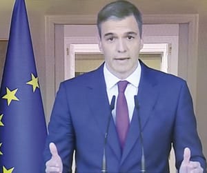 ¡SÁNCHEZ RECULA Y SEGUIRÁ DE PRESIDENTE, PERO FEIJOÓ  LO ACUSA DE TOMAR EL PELO A 48 MILLONES DE ESPAÑOLES!