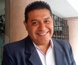 ¡SECUESTRAN A LÍDER DE  TIANGUIS EN FORTÍN! - GRUPO ARMADO LO INTERCEPTO CUANDO SUBÍA A SU VEHÍCULO