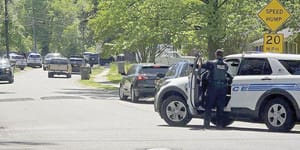 ¡DEJA UN TIROTEO EN CAROLINA DEL NORTE: TRES POLICÍAS MUERTOS Y CINCO HERIDOS!