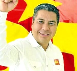 ¡PLAGIAN AL CANDIDATO DEL PT EN CHIAPAS! - *SACADO DE UN DOMICILIO, EN FRONTERA COMALAPA