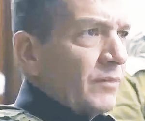 ¡RENUNCIA EL JEFE DE INTELIGENCIA MILITAR!