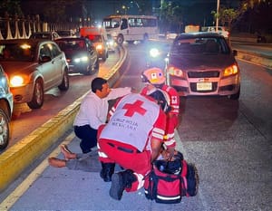 ¡ATROPELLAN A DON JOSÉ MANUEL EN LA BOTICARIA!