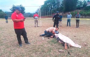 ¡CAE RAYO Y MATA A JOVEN BEISBOLISTA! - *Está es la segunda persona que muere por la caída de un rayo en un campo deportivo