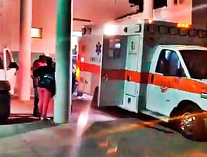 ¡EMBISTE A UNA FAMILIA! - *SU ESPOSO Y SU PEQUEÑO HIJO ESTÁN MUY GRAVES *ELLA MURIÓ