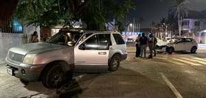 ¡CAMIONETA VS. CAMIONETA! EN LA FLORES MAGÓN